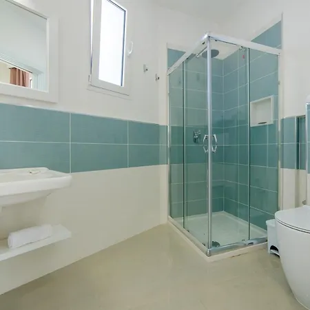 Отель Smart Ugento 3*